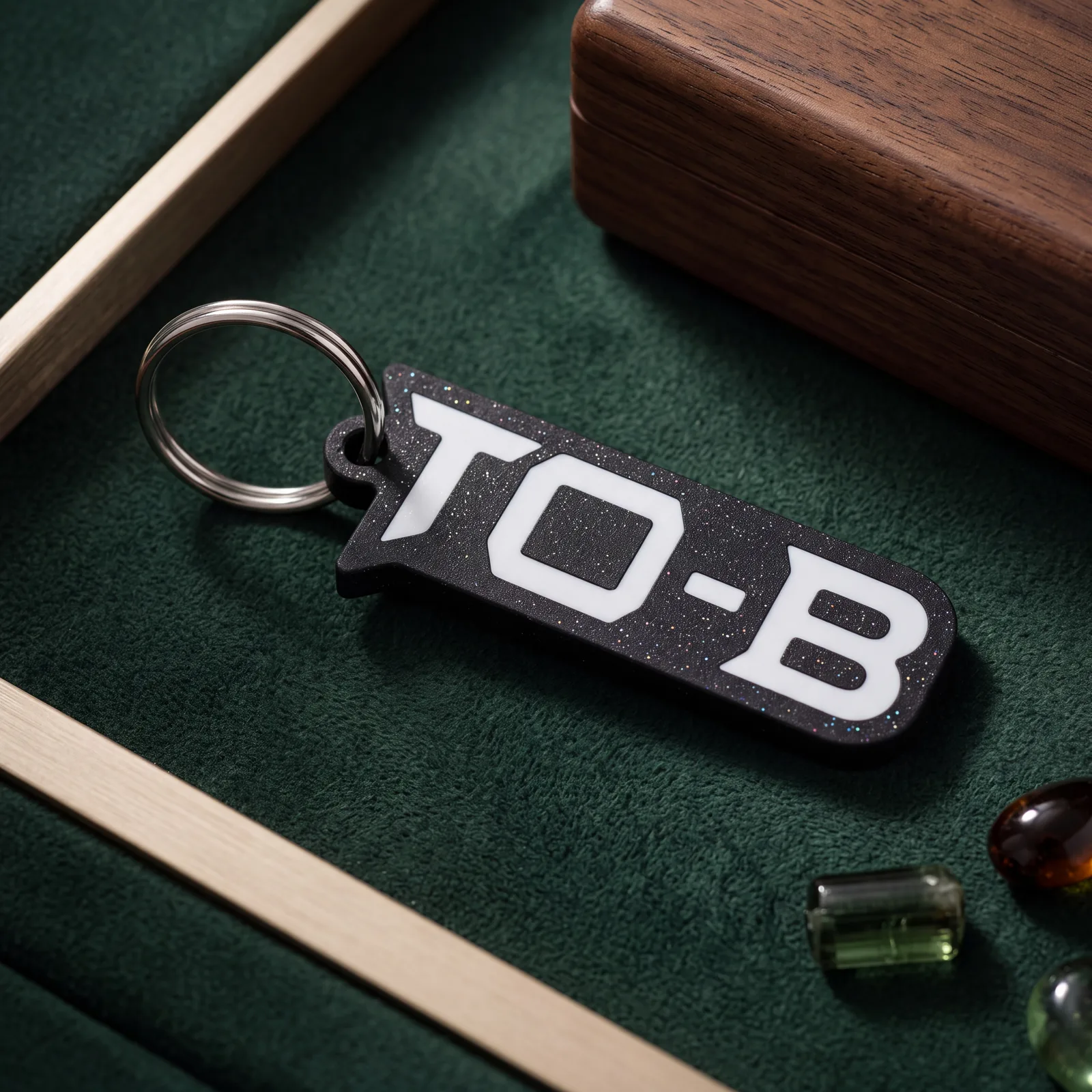 TO-B Vol witte letters